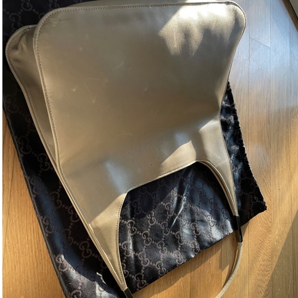 Vintage Gucci Leather Hobo Bag - Picture 3 of 6